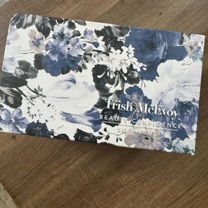 Trish Mcevoy beauty booster must haves travel collection